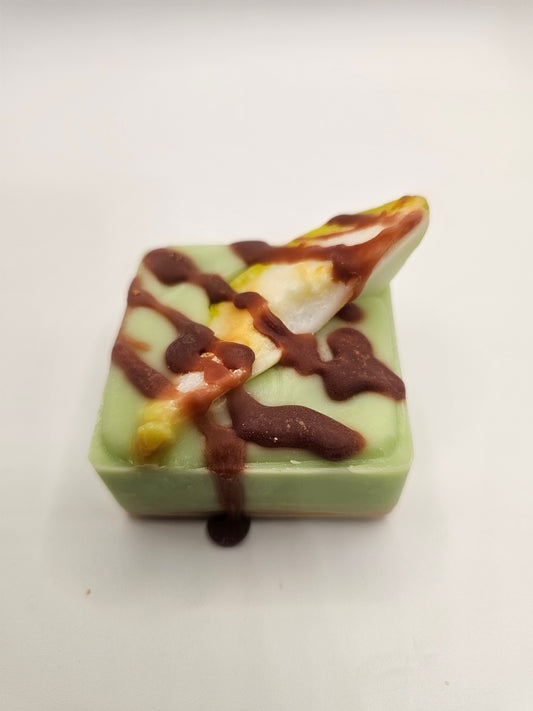 Apple Cinnamon Drizzle Bars